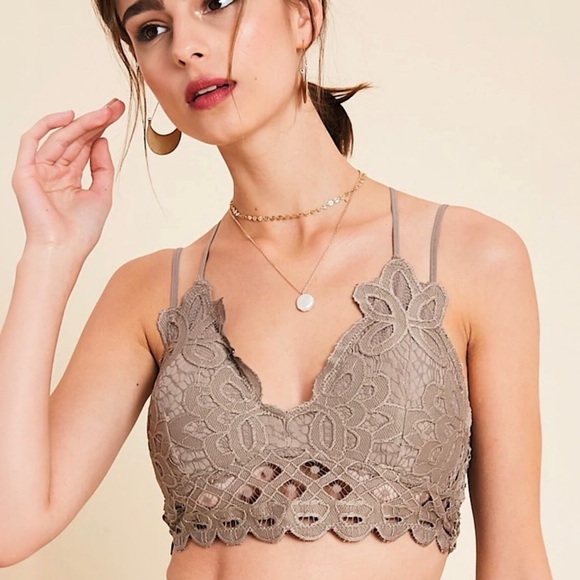 WISHLIST CRUSH ON YOU LACE BRALETTE CHAMPAGNE Size L NWT - Picture 5 of 11